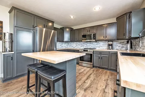 Kitchen - 7729 S Airport Rd, Dewitt, MI 48820 photo 3 of 3