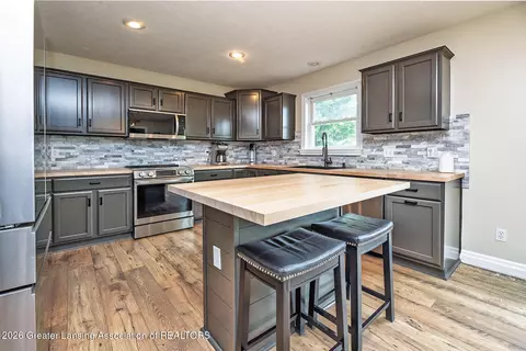 Kitchen - 7729 S Airport Rd, Dewitt, MI 48820 photo 2 of 3