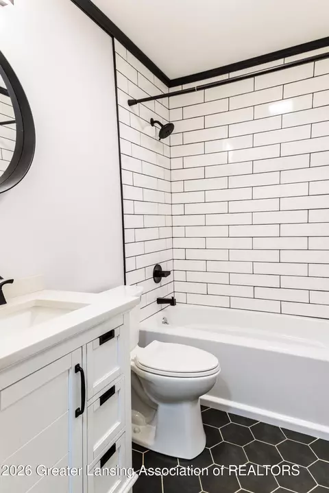 Bath - 6232 Chieho Dr, Lansing, MI 48917 photo 5 of 6
