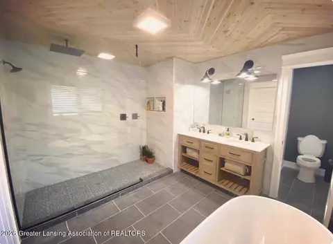 Bath - 6232 Chieho Dr, Lansing, MI 48917 photo 1 of 6