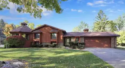 6232 Chieho Dr, Lansing, MI 48917