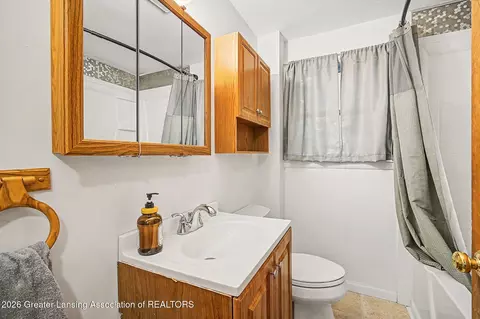 Bath - 4675 Van Atta Rd, Okemos, MI 48864 photo 2 of 2