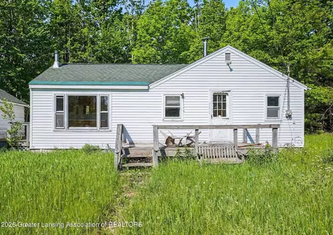5388 Smith Rd, Glennie, MI 48737