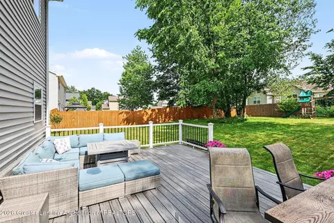 Exterior - 238 Noleigh Ln, Dewitt, MI 48820 photo 3 of 7