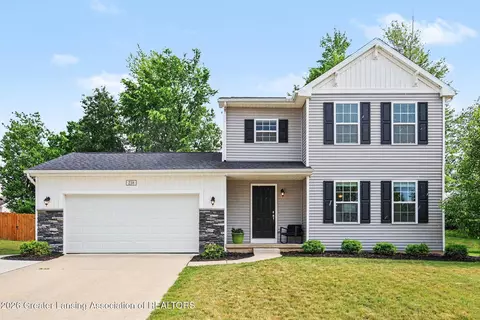 238 Noleigh Ln, Dewitt, MI 48820