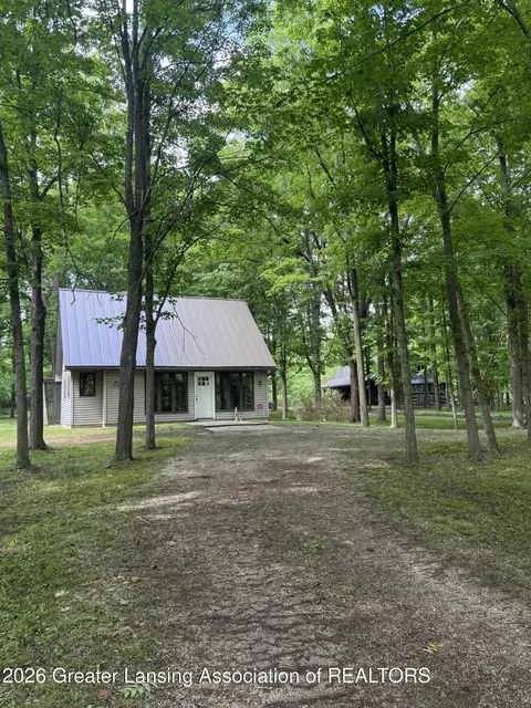 5570 W Stoll Rd, Lansing, MI 48906