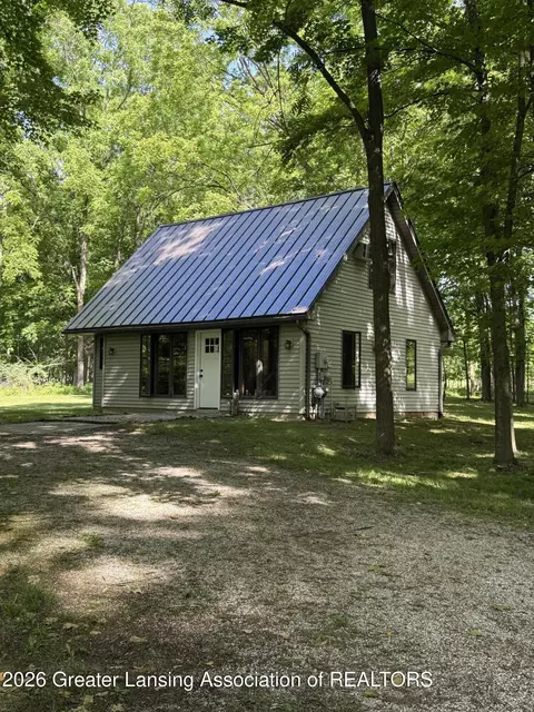 5570 W Stoll Rd, Lansing, MI 48906