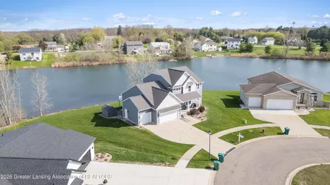612 Launch Point Dr, Perry, MI 48872