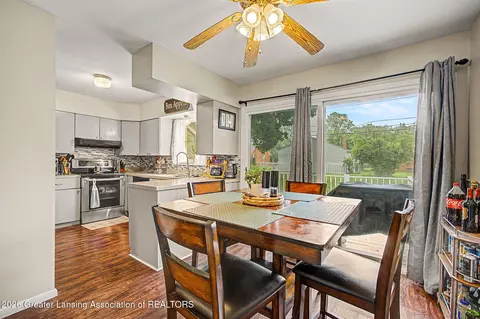 Dining - 2414 Leon Ave, Lansing, MI 48906 photo 1 of 2