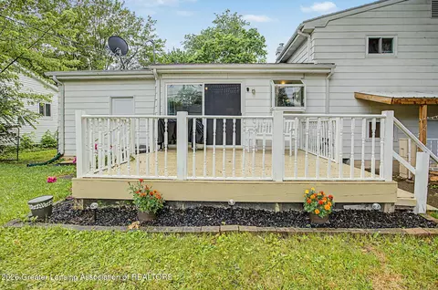 Exterior - 2414 Leon Ave, Lansing, MI 48906 photo 7 of 7