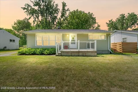 901 Brad St, Lansing, MI 48911