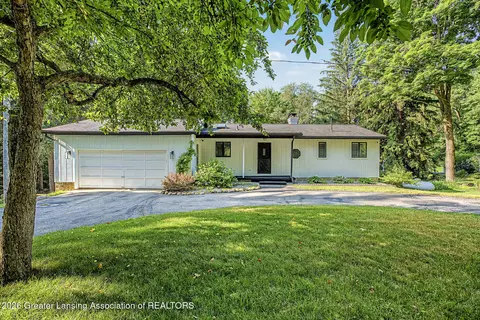 11766 Burke Hwy, Dimondale, MI 48821