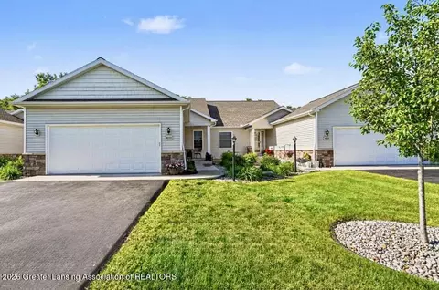 4033 Eastbridge Circle Rd, Stockbridge, MI 49285