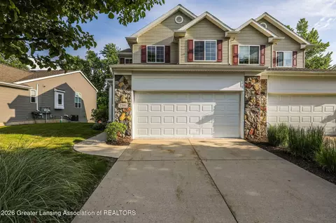 2341 Fieldstone Dr #38, Okemos, MI 48864