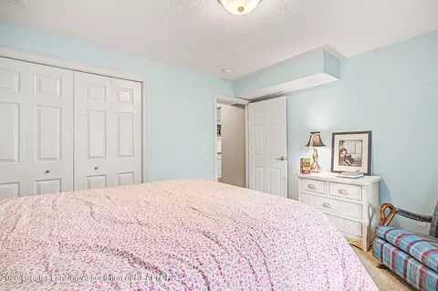 Bedroom - 13201 Watercrest Dr, Dewitt, MI 48820 photo 6 of 8