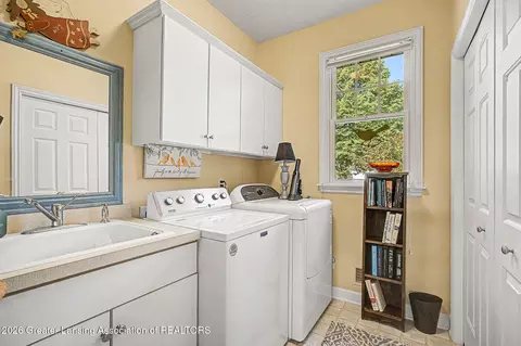 Other - 13201 Watercrest Dr, Dewitt, MI 48820 photo 5 of 14