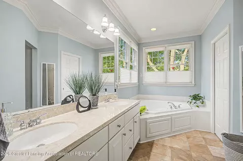 Bath - 13201 Watercrest Dr, Dewitt, MI 48820 photo 1 of 4
