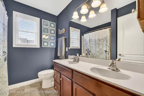 Bath - 2040 Arbor Meadows Dr, Dewitt, MI 48820 photo 3 of 5
