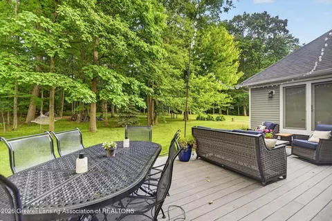 Exterior - 2040 Arbor Meadows Dr, Dewitt, MI 48820 photo 3 of 6