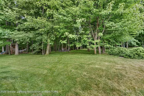 Exterior - 2040 Arbor Meadows Dr, Dewitt, MI 48820 photo 5 of 6