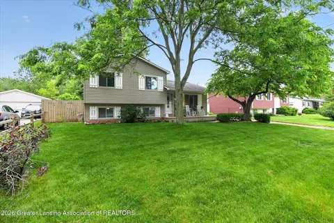 Exterior - 421 White Oak Dr, Perry, MI 48872 photo 3 of 12