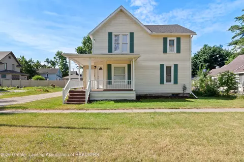 113 W Polly St, Perry, MI 48872