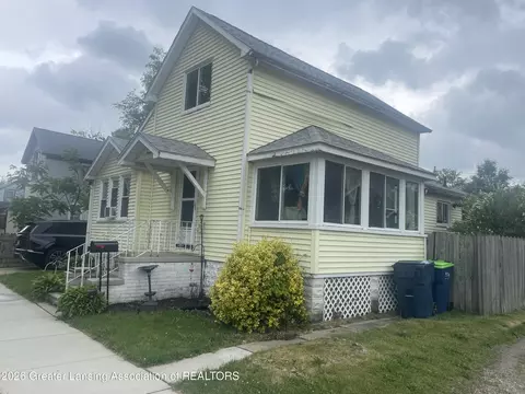 711 Taylor St, Bay City, MI 48708