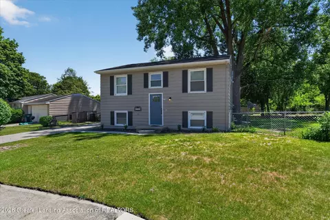 1309 Penrod Ct, Lansing, MI 48911