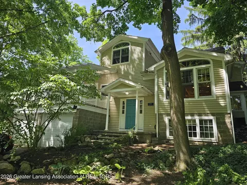 648 Sunset Ln, East Lansing, MI 48823