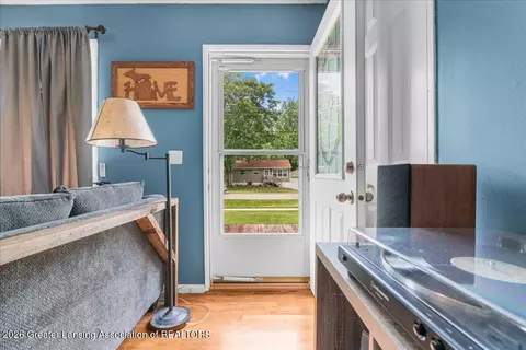 Entry Way - 2052 Phillips Ave, Holt, MI 48842 photo 1 of 3