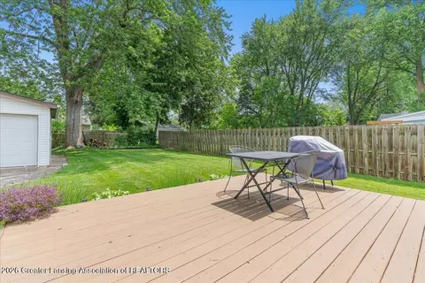 Exterior - 2052 Phillips Ave, Holt, MI 48842 photo 7 of 7