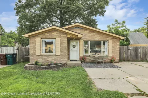 3007 Sheffer Ave, Lansing, MI 48906