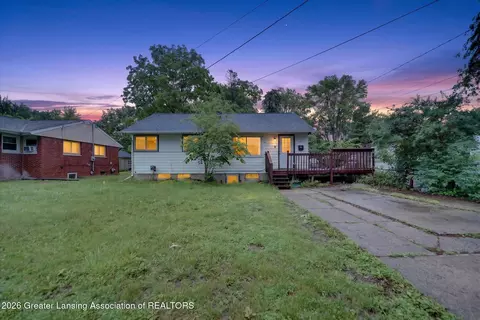 502 N Hagadorn Rd, East Lansing, MI 48823
