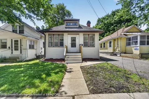 111 W Palmer Ave, Jackson, MI 49203
