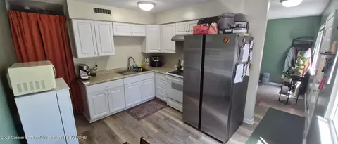Kitchen - 737 E Gier St, Lansing, MI 48906 photo 1 of 1