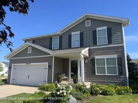 6803 Mulberry Ln, Grand Ledge, MI 48837