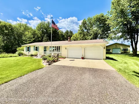 4634 Thornton Hwy, Charlotte, MI 48813