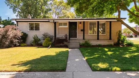 1004 N Magnolia Ave, Lansing, MI 48912