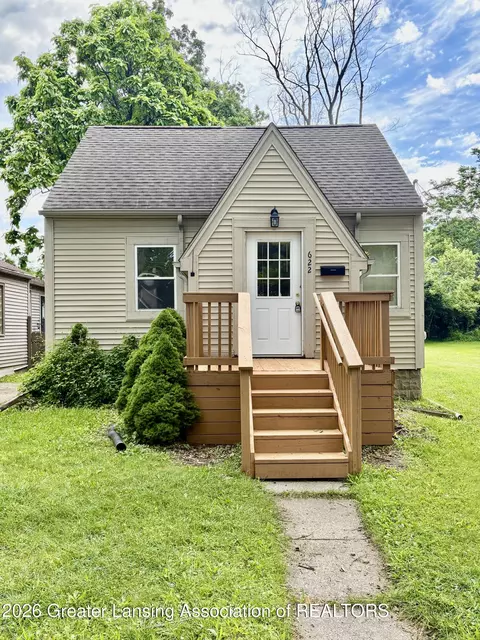 622 N Magnolia Ave, Lansing, MI 48912
