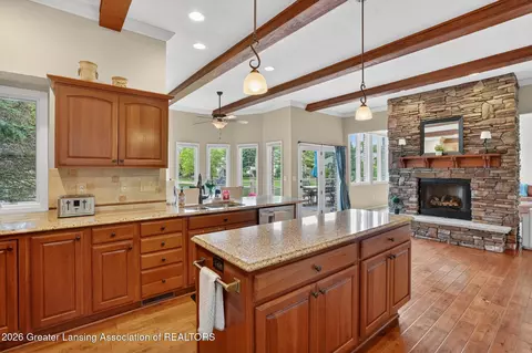 Kitchen - 505 W Spring Meadows Ln, Dewitt, MI 48820 photo 4 of 5