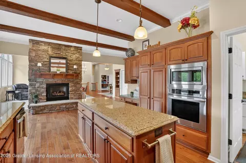 Kitchen - 505 W Spring Meadows Ln, Dewitt, MI 48820 photo 3 of 5