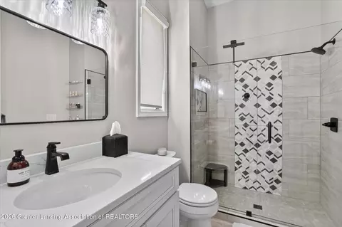 Bath - 505 W Spring Meadows Ln, Dewitt, MI 48820 photo 2 of 5