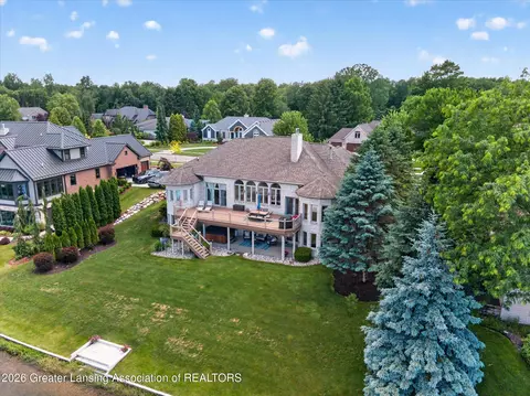 View/Area - 505 W Spring Meadows Ln, Dewitt, MI 48820 photo 2 of 15