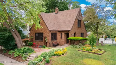 1001 Moores River Dr, Lansing, MI 48910