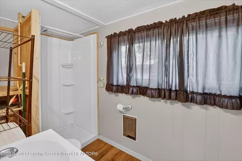 Bath - 646 E Forest Blvd, Lake, MI 48632 photo 2 of 2