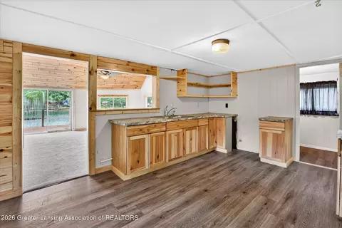 Entry Way - 646 E Forest Blvd, Lake, MI 48632 photo 5 of 6