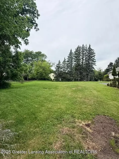 3921 Dobie Rd, Okemos, MI 48864 photo 4