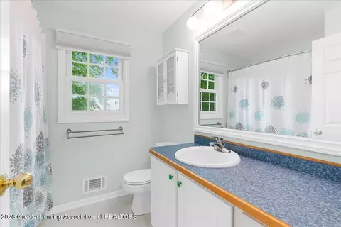 Bath - 3294 Hidden Ridge Dr, Dewitt, MI 48820 photo 4 of 5