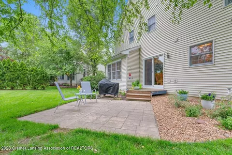 Exterior - 3294 Hidden Ridge Dr, Dewitt, MI 48820 photo 6 of 9