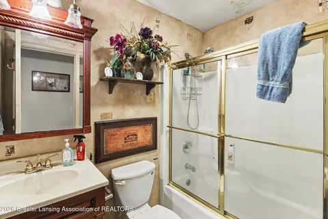 Bath - 12595 Wood Rd, Dewitt, MI 48820 photo 1 of 2